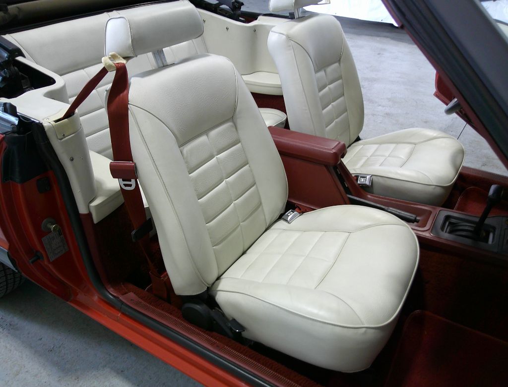 1985 Ford Mustang - Photo 27