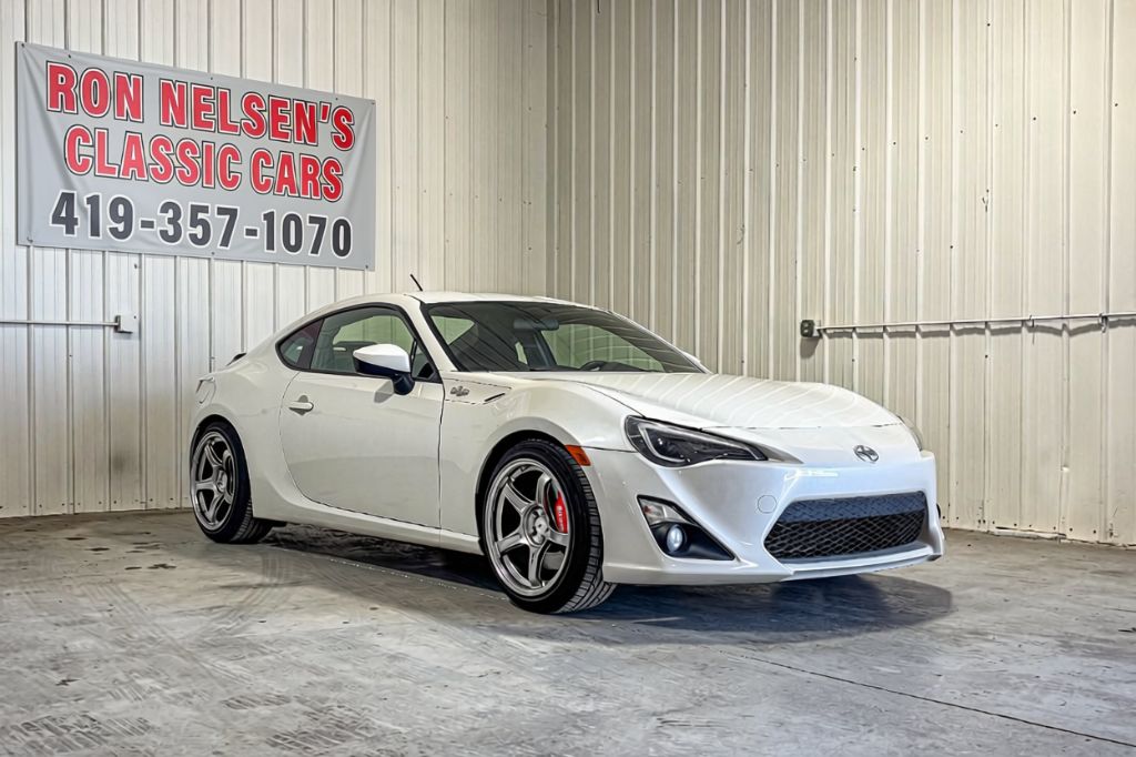 2013 Scion FR-S