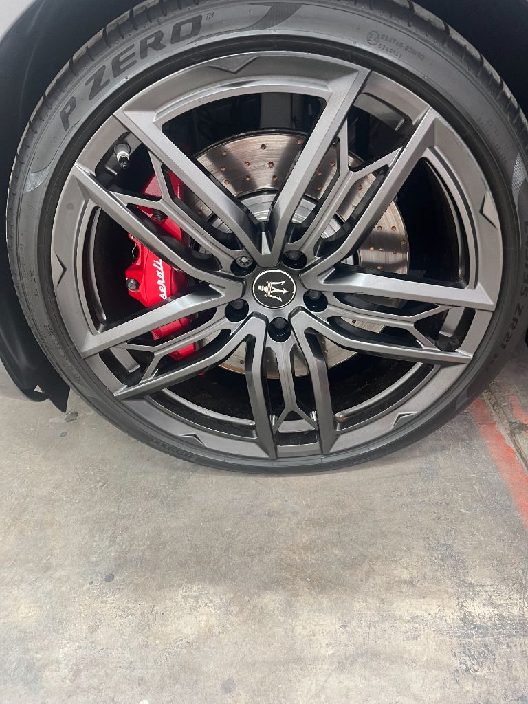 2021 Maserati Quattroporte Trofeo - Photo 19